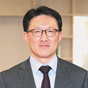 顔写真: 中谷昇