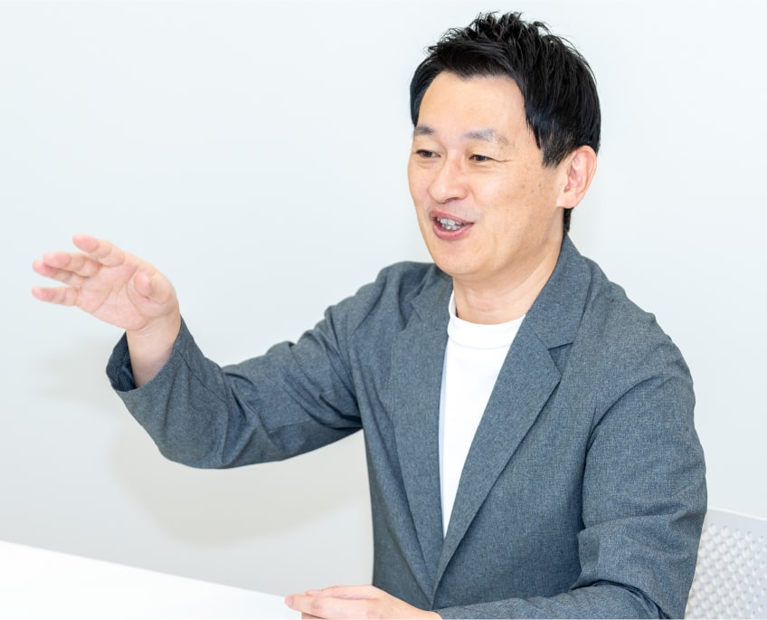 picture: Ryosuke Sakaue, Executive Corporate Officer, CFO (Chief Financial Officer)