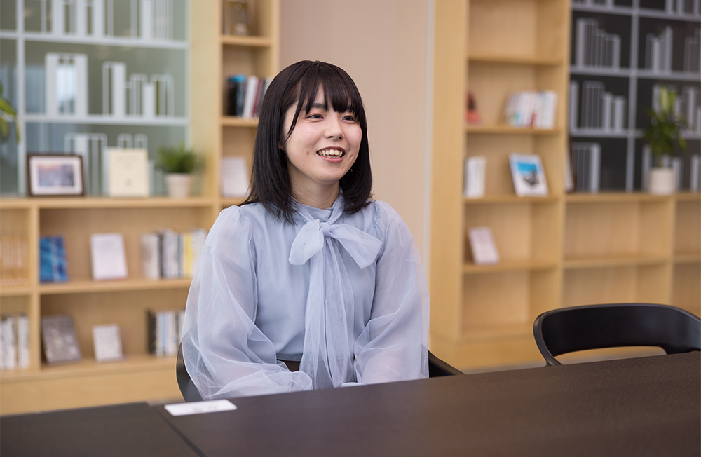 橋本さんインタビューカット