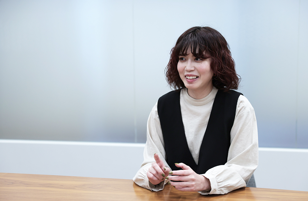 市川さんインタビューカット