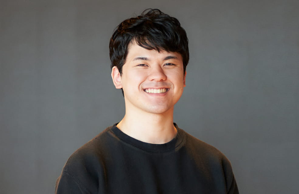 石河さんインタビューカット