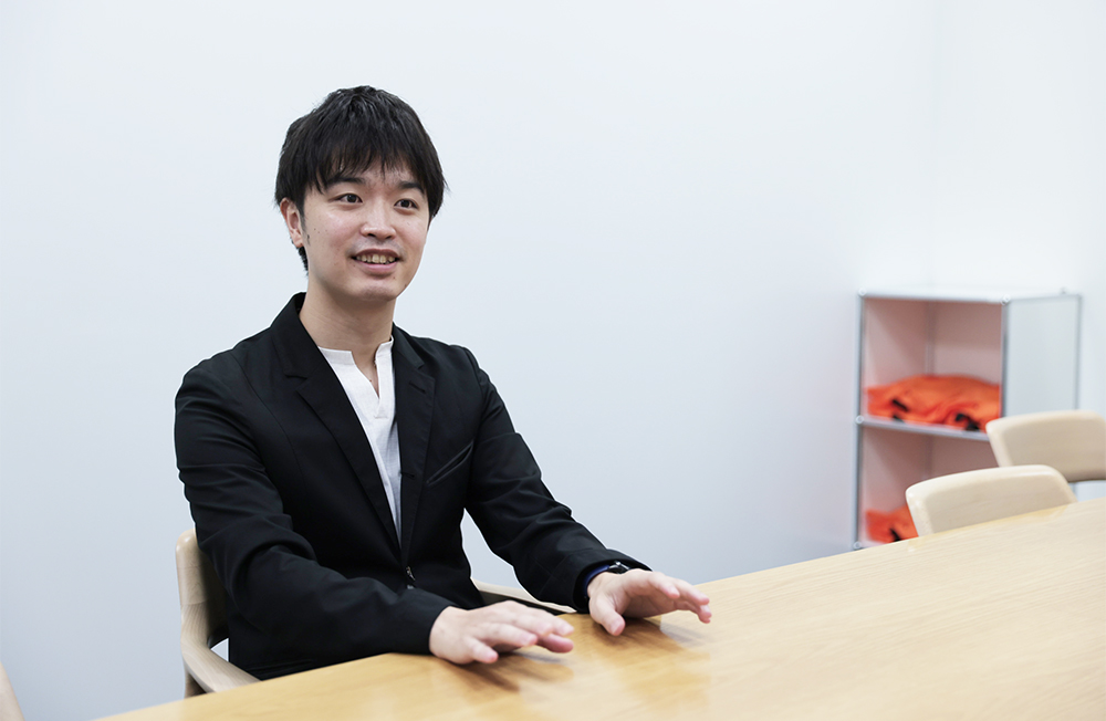 兼平さんインタビューカット