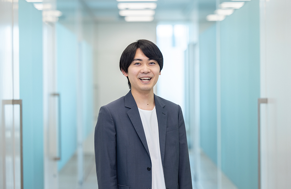 緑川さんインタビューカット