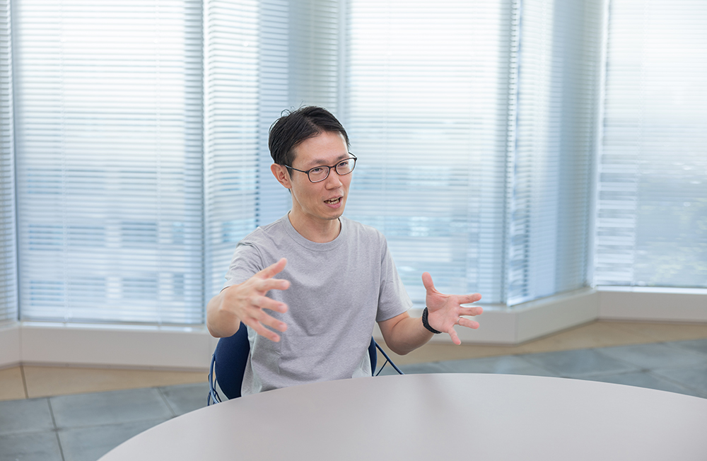 宗像さんインタビューカット