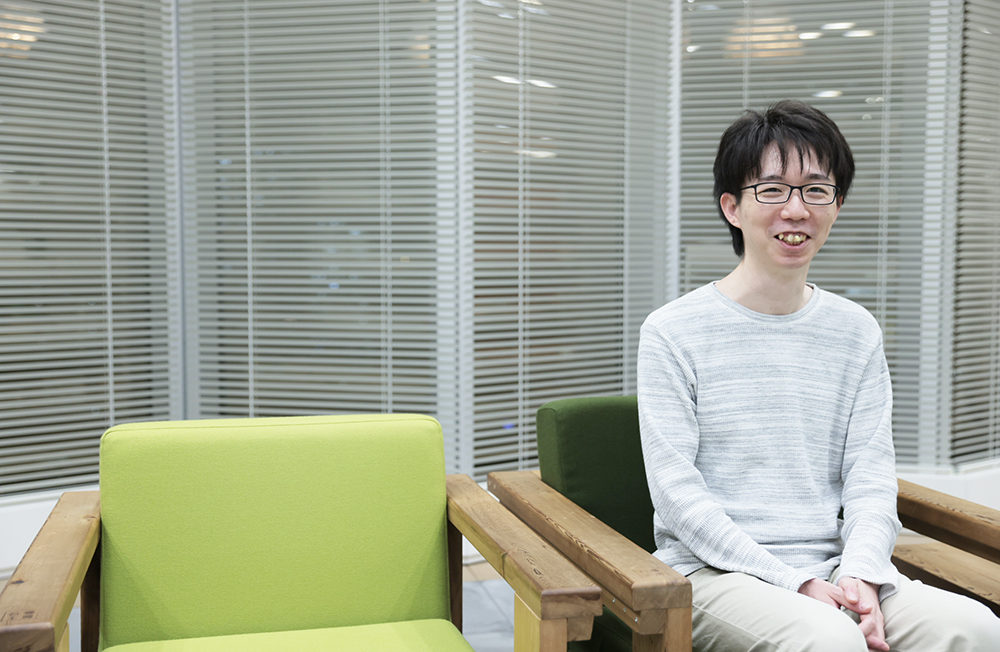 村上さんインタビューカット