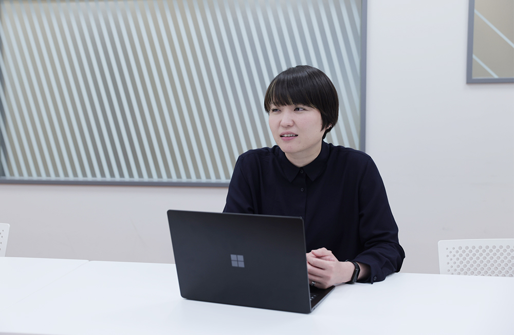 村上悠子さんインタビューカット