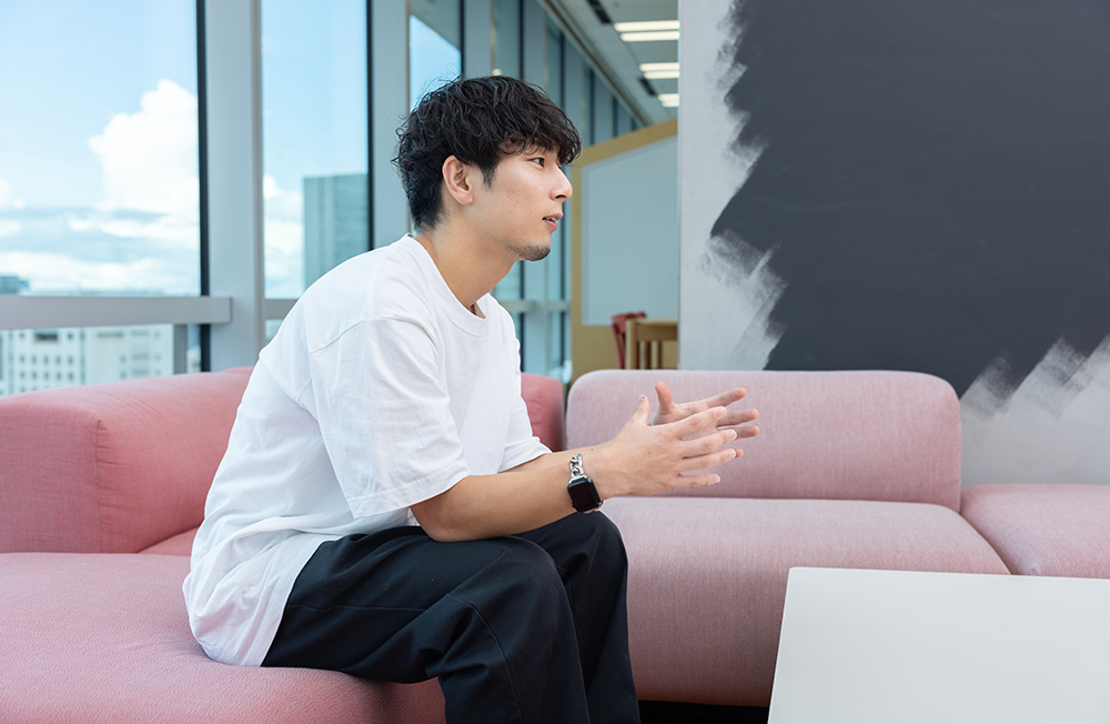 西村さんインタビューカット