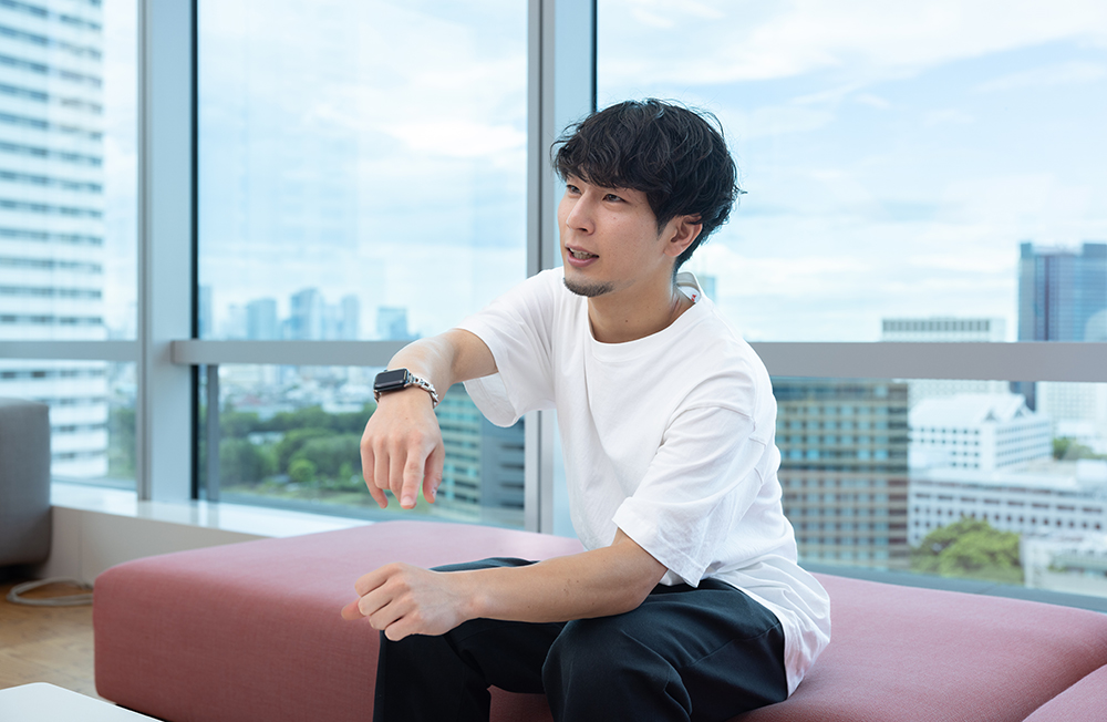 西村さんインタビューカット
