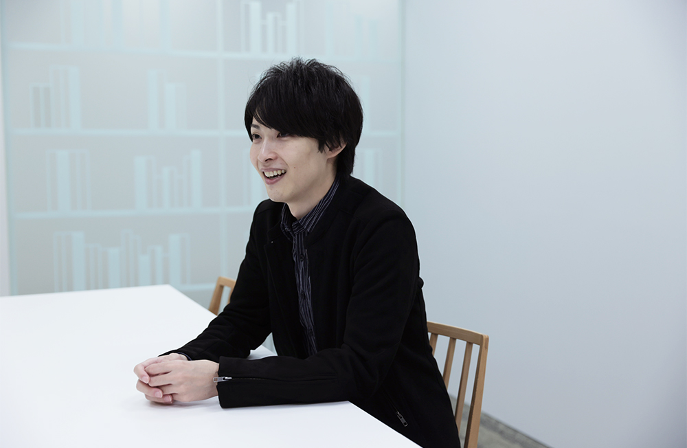 坂本さんインタビューカット