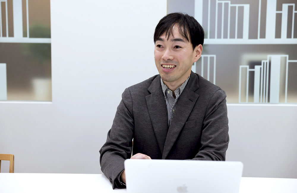 角谷さんインタビューカット