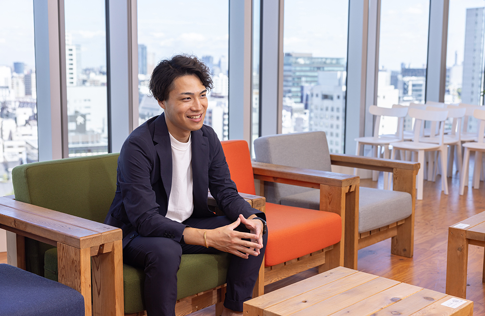 内海さんインタビューカット
