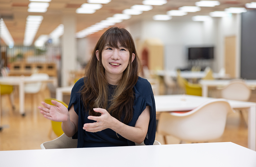 山本博子さんインタビューカット