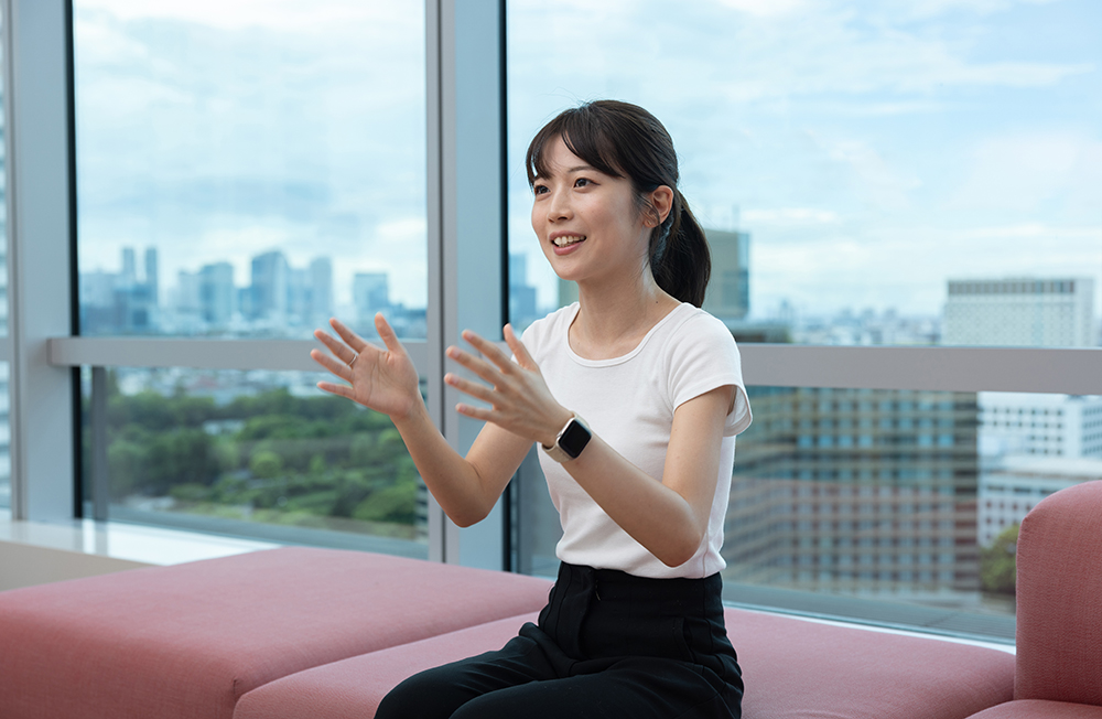 山本結さんインタビューカット