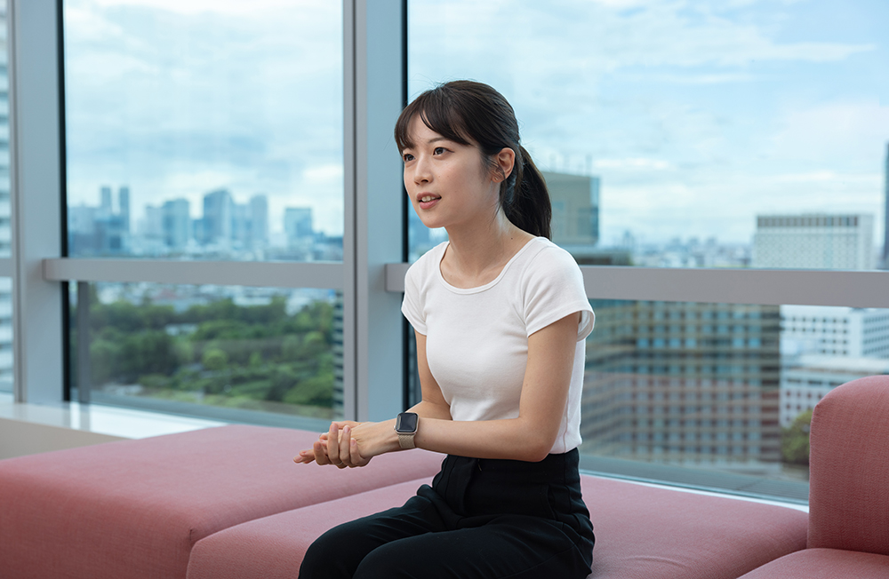山本結さんインタビューカット