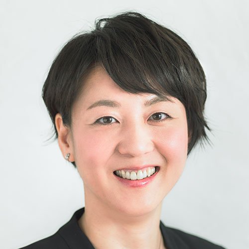 萩原智子さんの顔写真