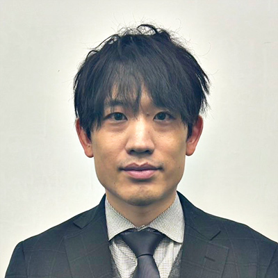 酒井教授の写真