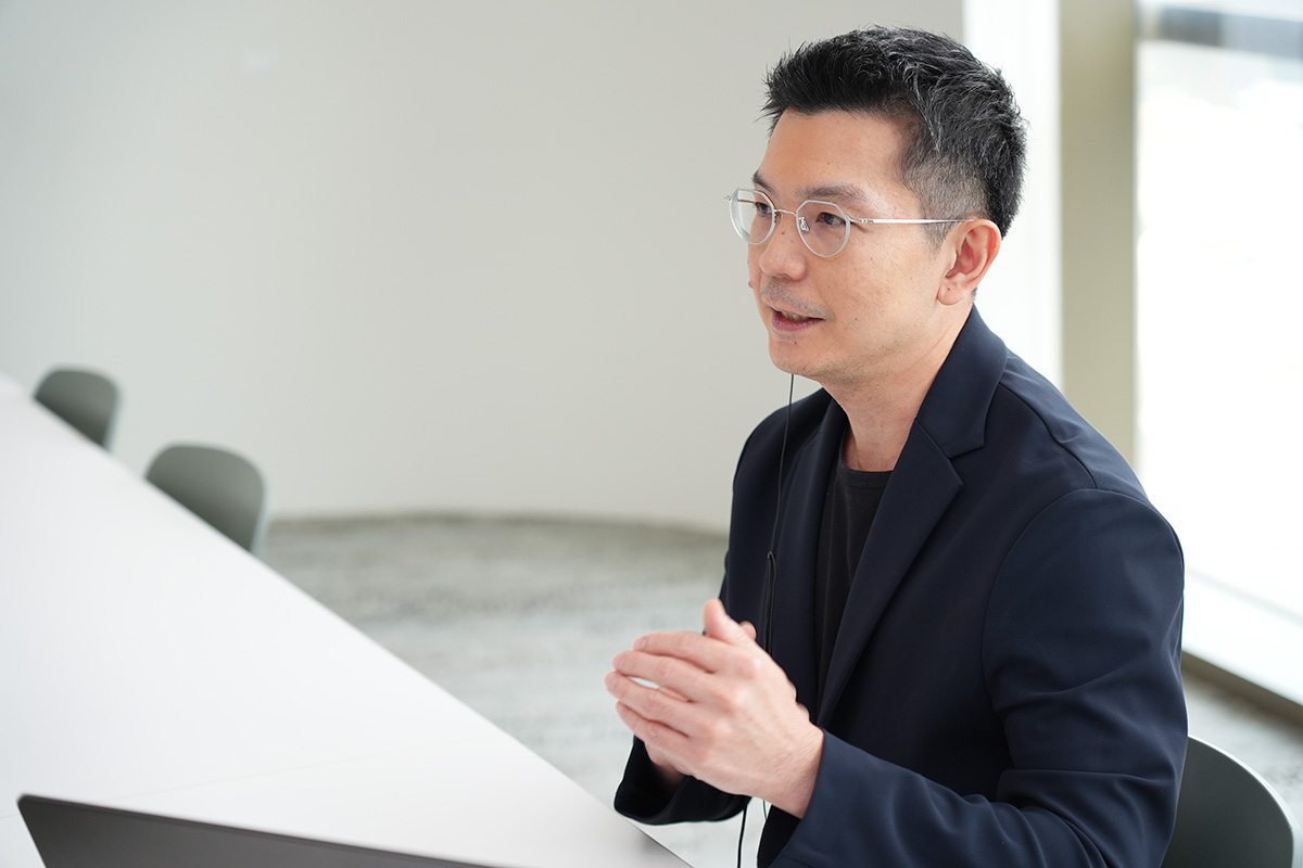 ボールが話をする様子の写真