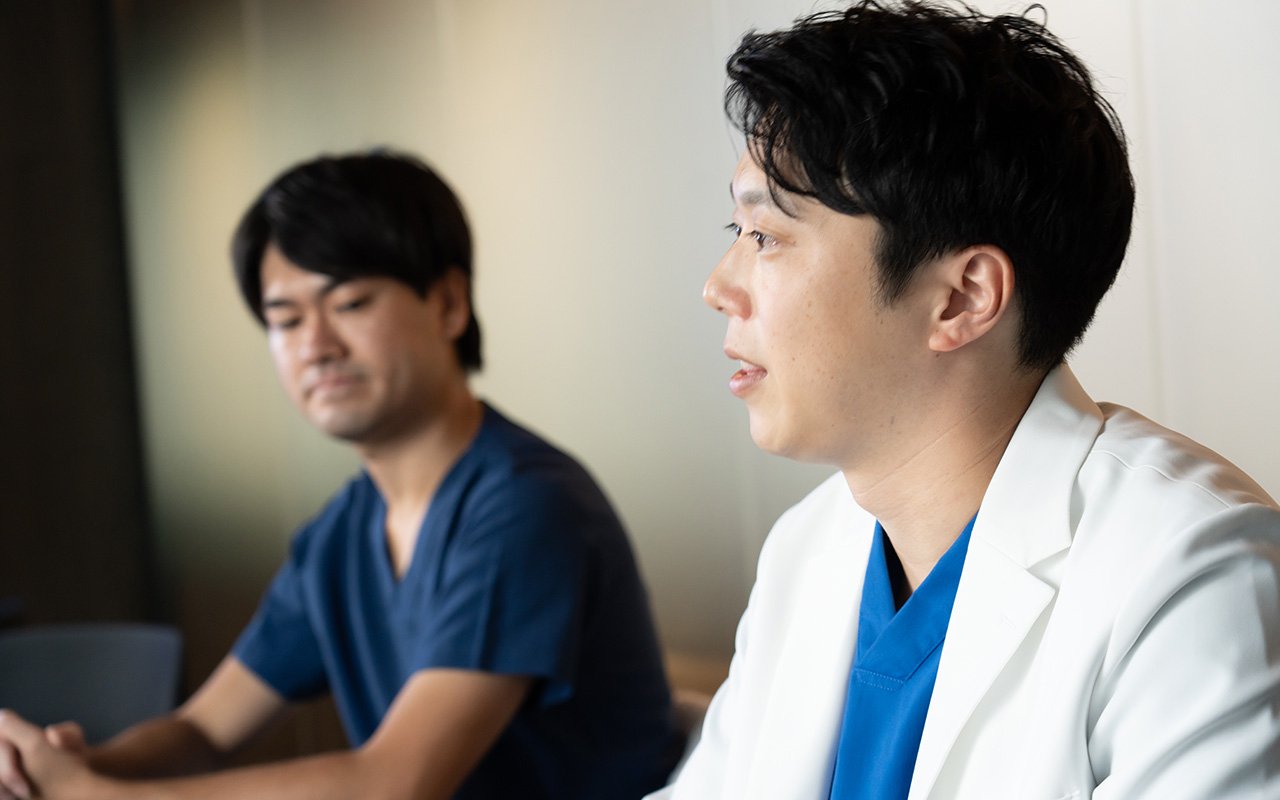 徳田充宏さんと鬼頭知之さんの対談の様子